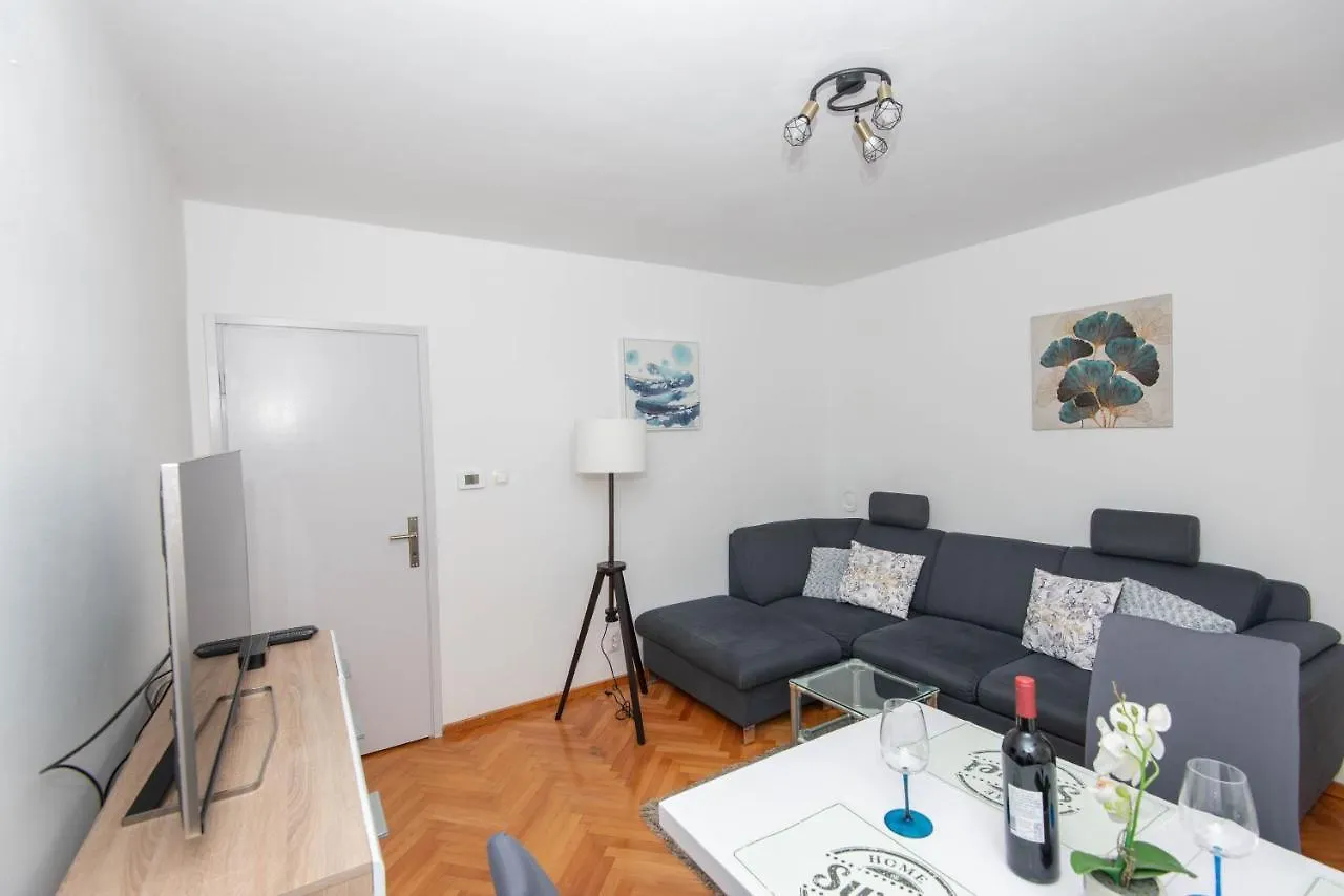 Apartment Sweet Home Paolo Zara Croazia